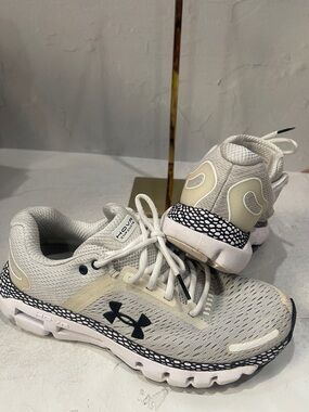 Under Armour Light Gray & Cream HOVR Mesh Running Sneakers